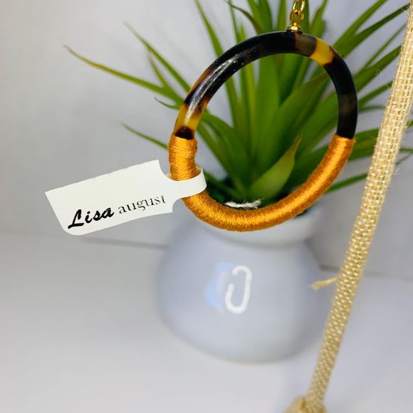 LISA AUGUST Vegan Tortoise Orange Hoop Earrings - Picture 3 of 5